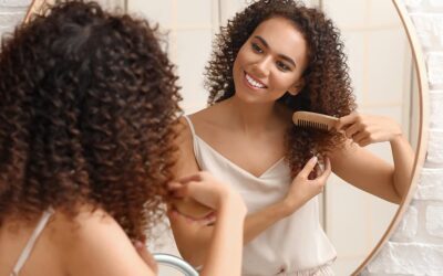Cómo cuidar el pelo rizado de tus clientas